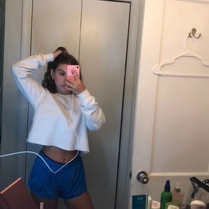 White cropped forever 21 crew neck